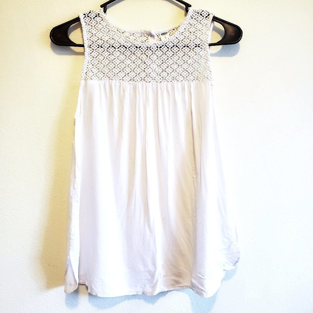 Old Navy Lace-Yoke Tank Top [S]